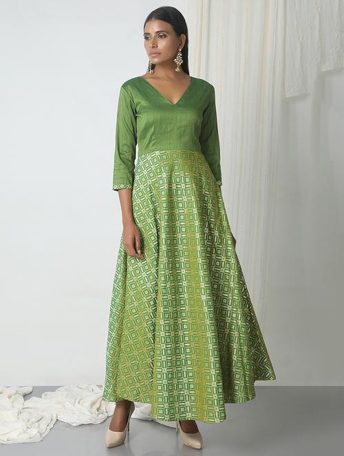 TrueBrowns Green grid brocade flare dress with silk blend - 14465999 - Very Small Image - 1