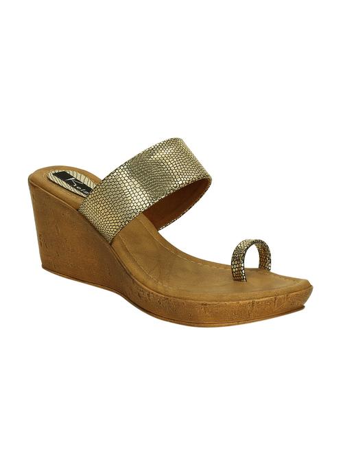 gold one toe wedge - 14468617 - Very Small Image - 1