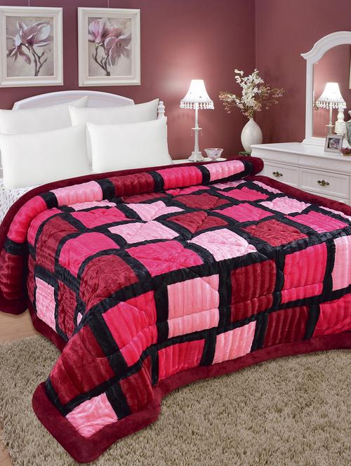Modern Style Check Print Polyester Quilt - 14469889 - Very Small Image - 1