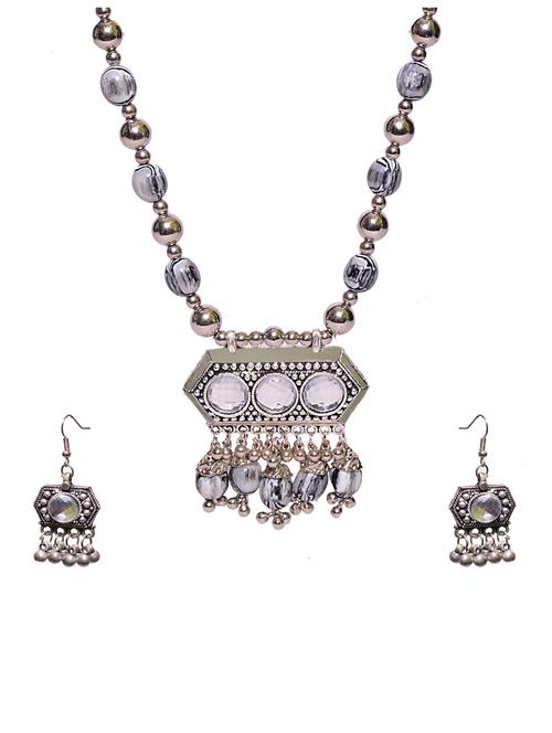 metallic metal necklaces and earring - 14472242 - Very Small Image - 1