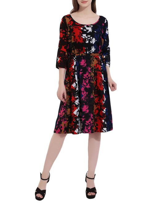 red printed dress - 14473042 - Very Small Image - 1