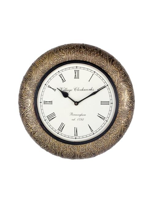 Traditional Wall Clock With Brass Fitting 6" Dial - 14478032 - Very Small Image - 1