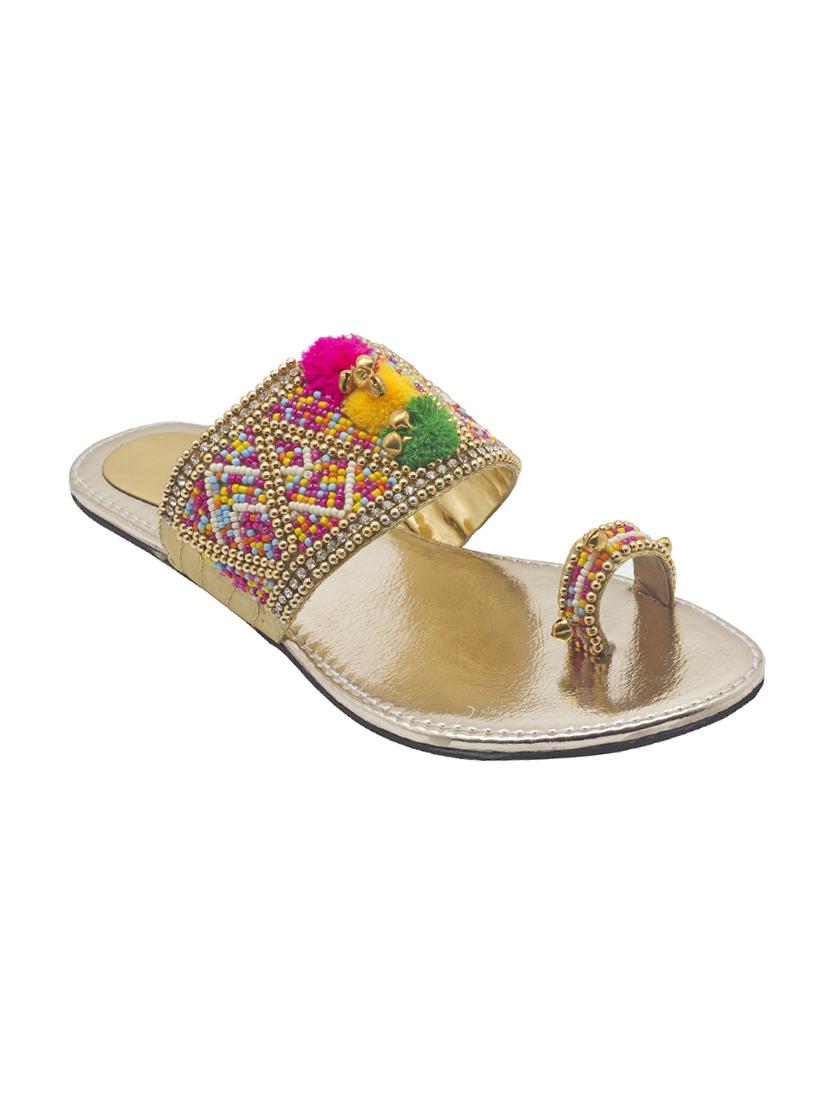 gold leatherette ethnic kolhapuris - 14479324 - Zoom Image - 1