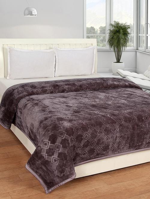 Embossed Single Bed Mink Blanket - 14480730 - Very Small Image - 1