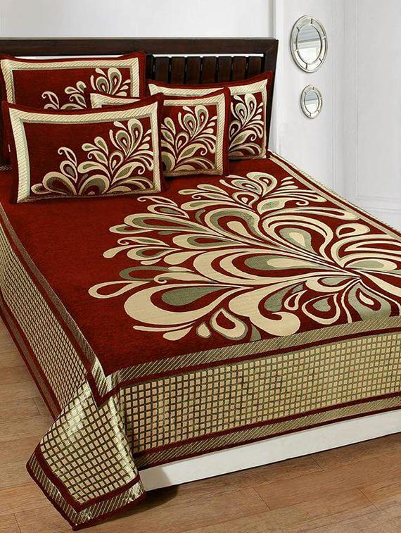 chenille double bed cover with 2 pillow covers - 14480748 - Zoom Image - 1