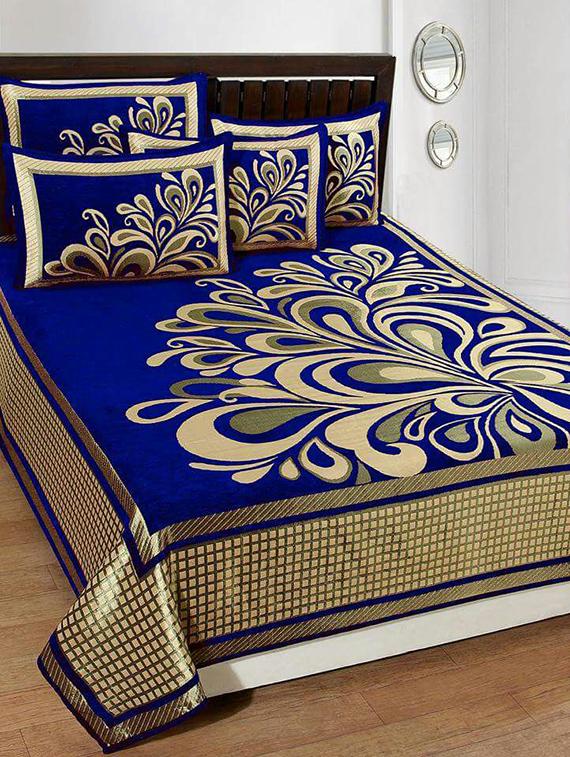 chenille double bed cover with 2 pillow covers - 14480787 - Zoom Image - 1