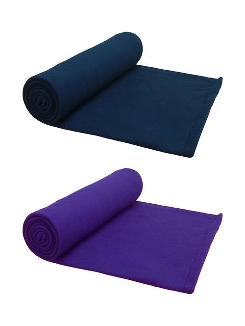 Set of 2 Blankets by Story @ Home - 14480910 - Very Small Image - 1