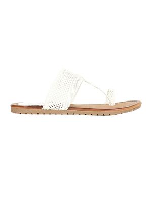 white one toe kolhapuri - 14482082 - Standard Image - 2