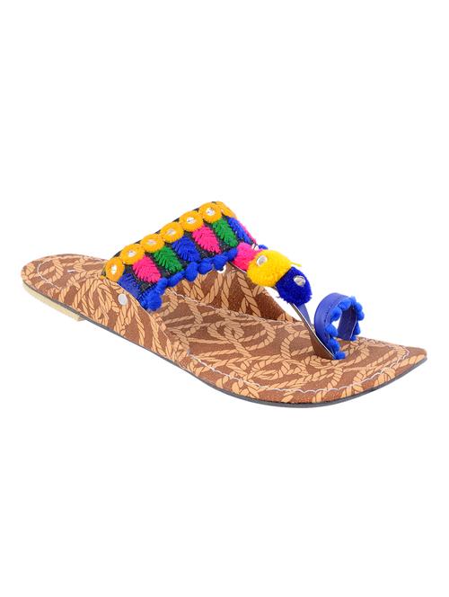 blue one toe kolhapuri - 14482674 - Very Small Image - 1