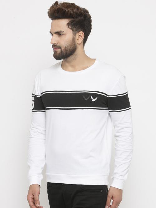 white cotton sweatshirt - 14484843 - Very Small Image - 1