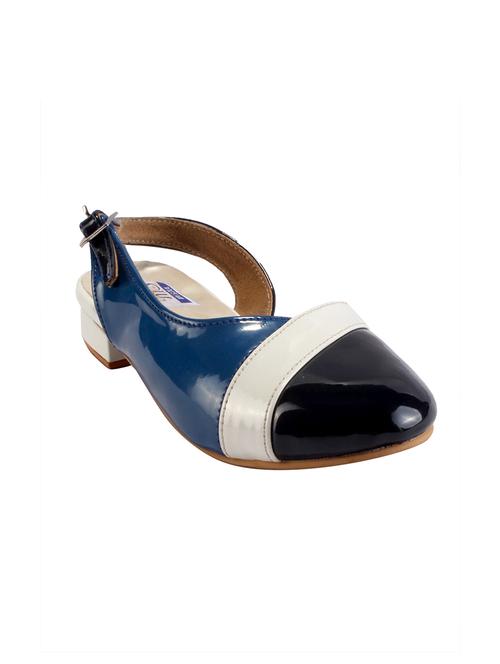 multi faux leather back strap sandals - 14485409 - Very Small Image - 1