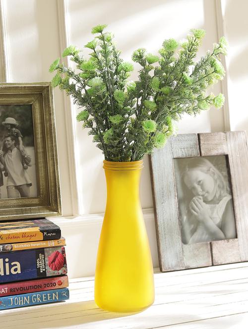classic green decorative artificial flower bunch - 14490697 - Standard Image - 1