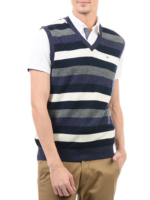 blue wool pullover - 14492552 - Very Small Image - 1