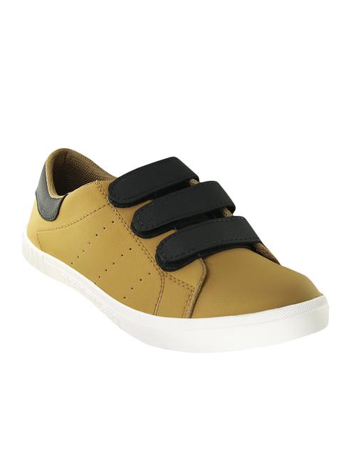 brown leatherette slip on sneaker - 14494481 - Very Small Image - 1