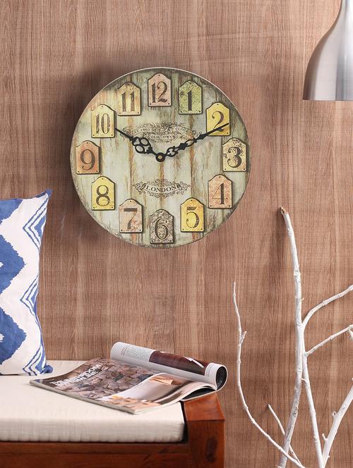 sehaz artworks old_own_london uv wall clocks - 14497798 - Standard Image - 1