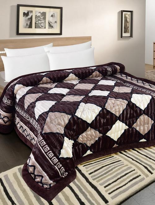 Velvet Modern Style Fibre Winter Quilt - 14503554 - Standard Image - 1
