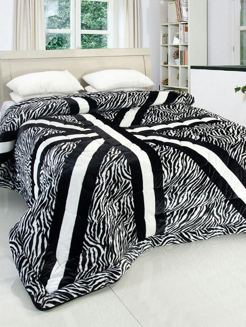 Velvet Modern Style Fibre Winter Quilt - 14503585 - Standard Image - 1