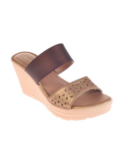 copper slip on wedge - 14505358 - Standard Image - 1