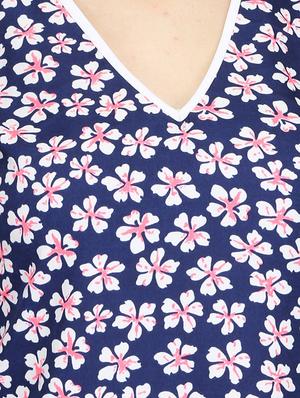 contrast piped floral asymmetric top - 14506332 - Standard Image - 4
