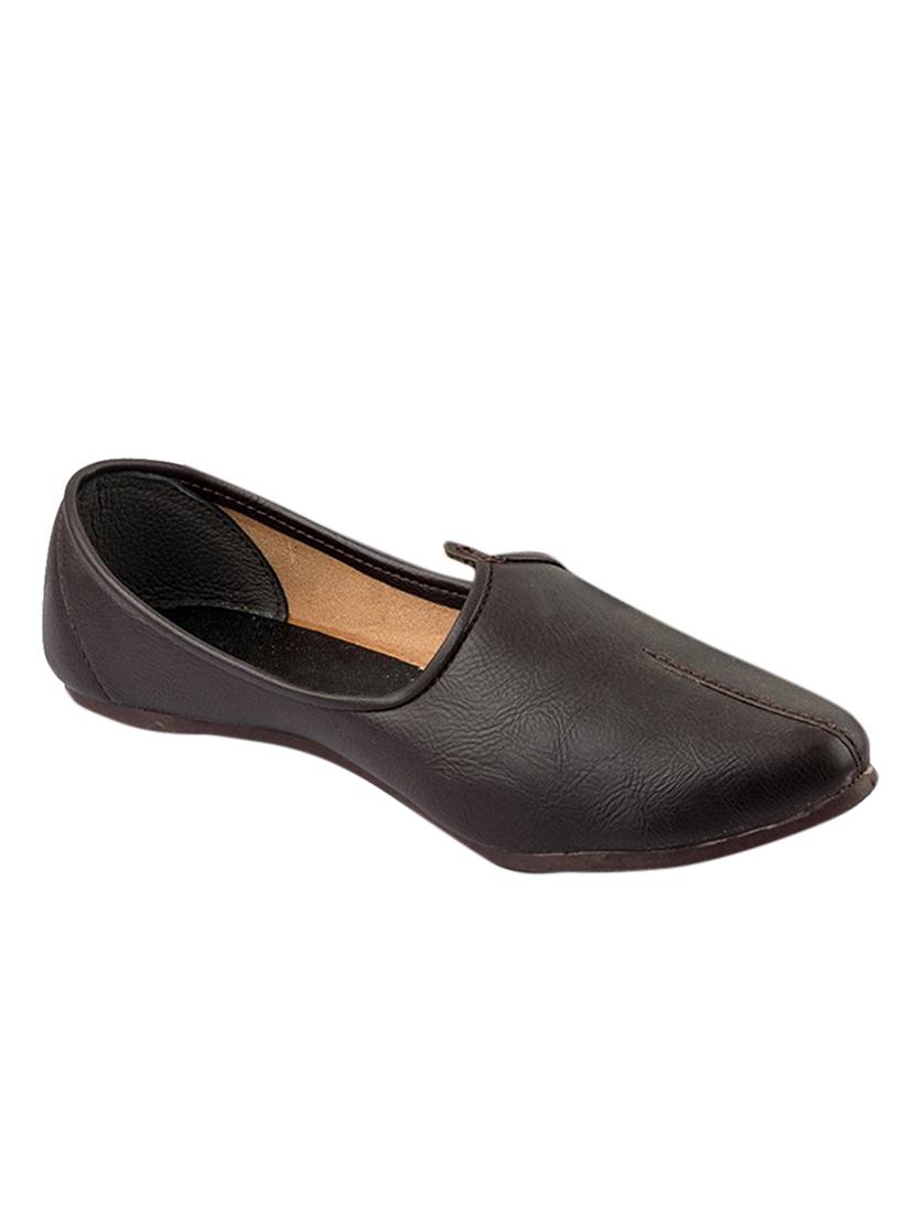 brown leather slip on jutis - 14509942 - Zoom Image - 1