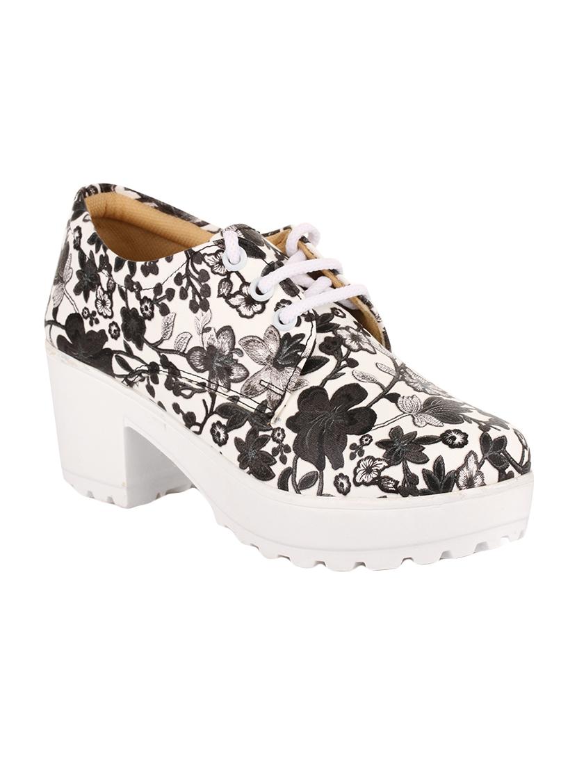 white lace-up ankle boot - 14514757 - Zoom Image - 1