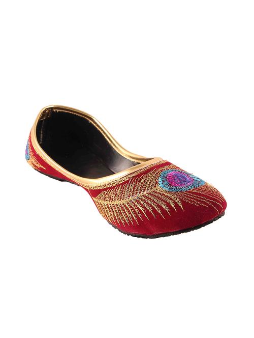 maroon slip on jutis - 14555319 - Very Small Image - 1
