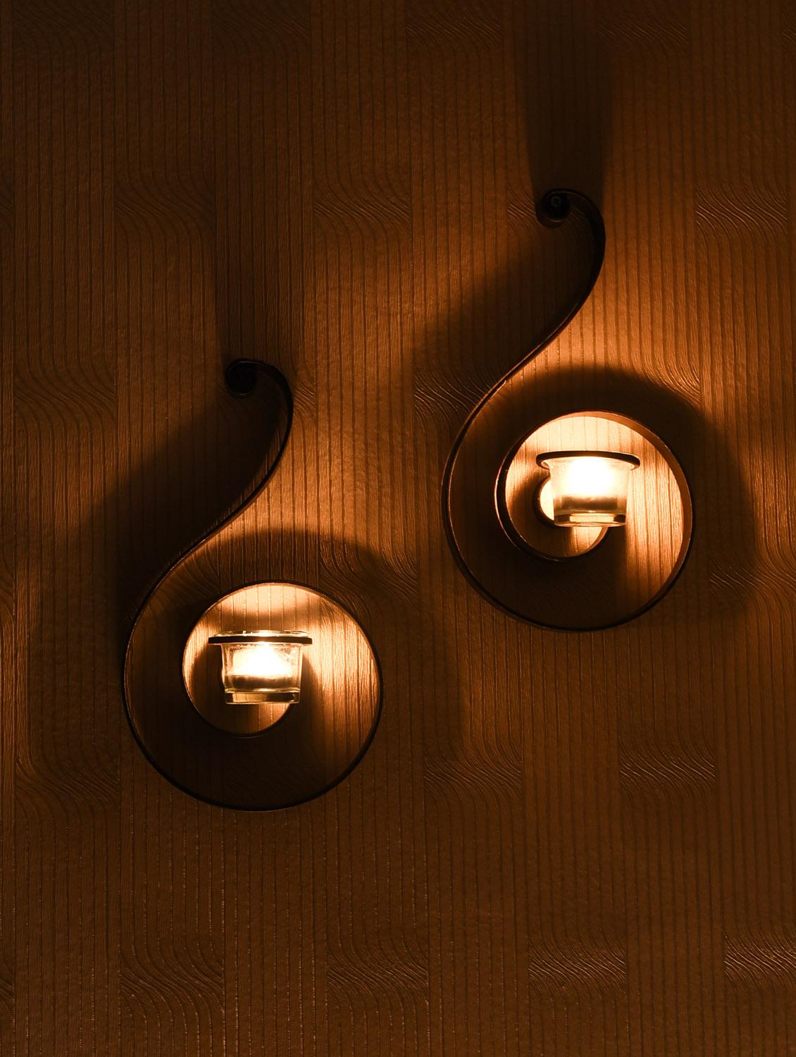 set of 2 antique bronze decorative wall sconce with clear glass with free tealight candles - 14593476 - Zoom Image - 2