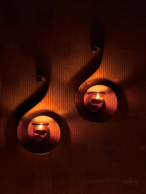set of 2 silver decorative wall sconce with red glass and free tealight candles - 14593477 - Standard Image - 3