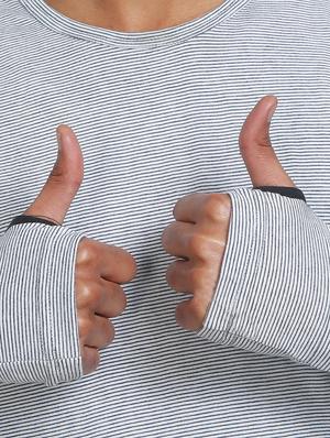 white cotton thumb hole t-shirt - 14619396 - Standard Image - 4