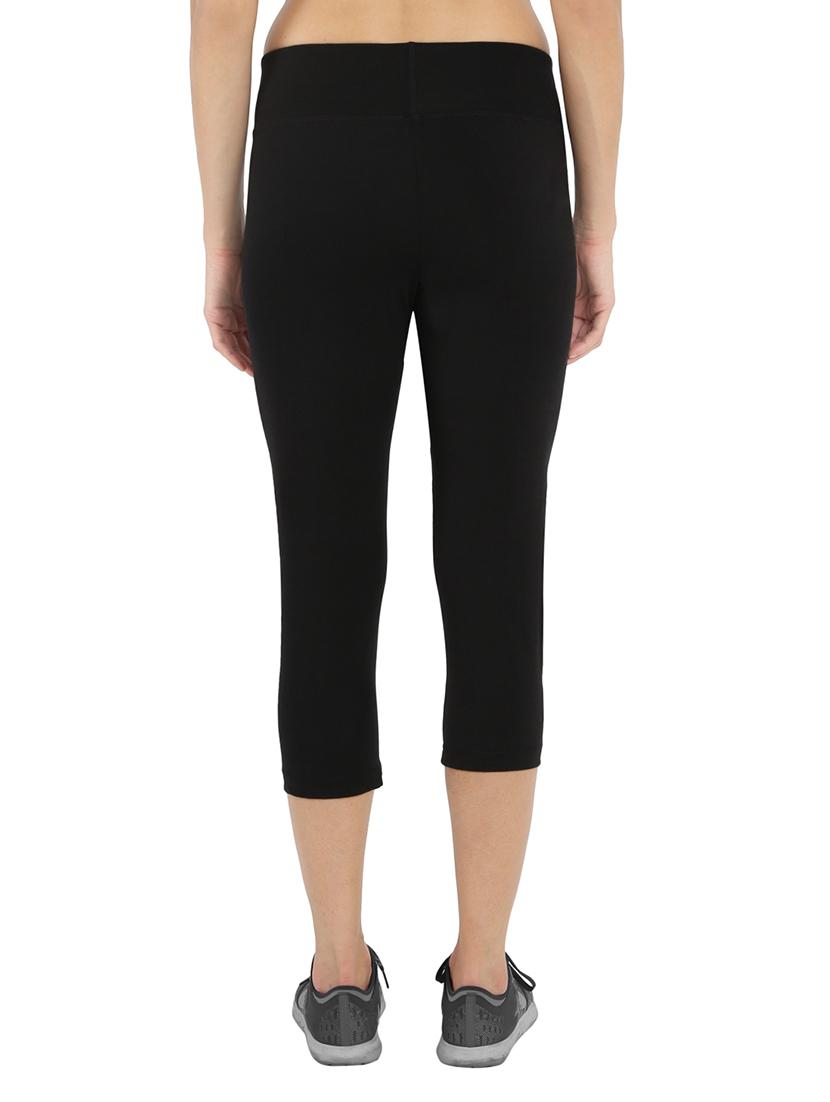 mid rise sports capri - 14638395 - Zoom Image - 3