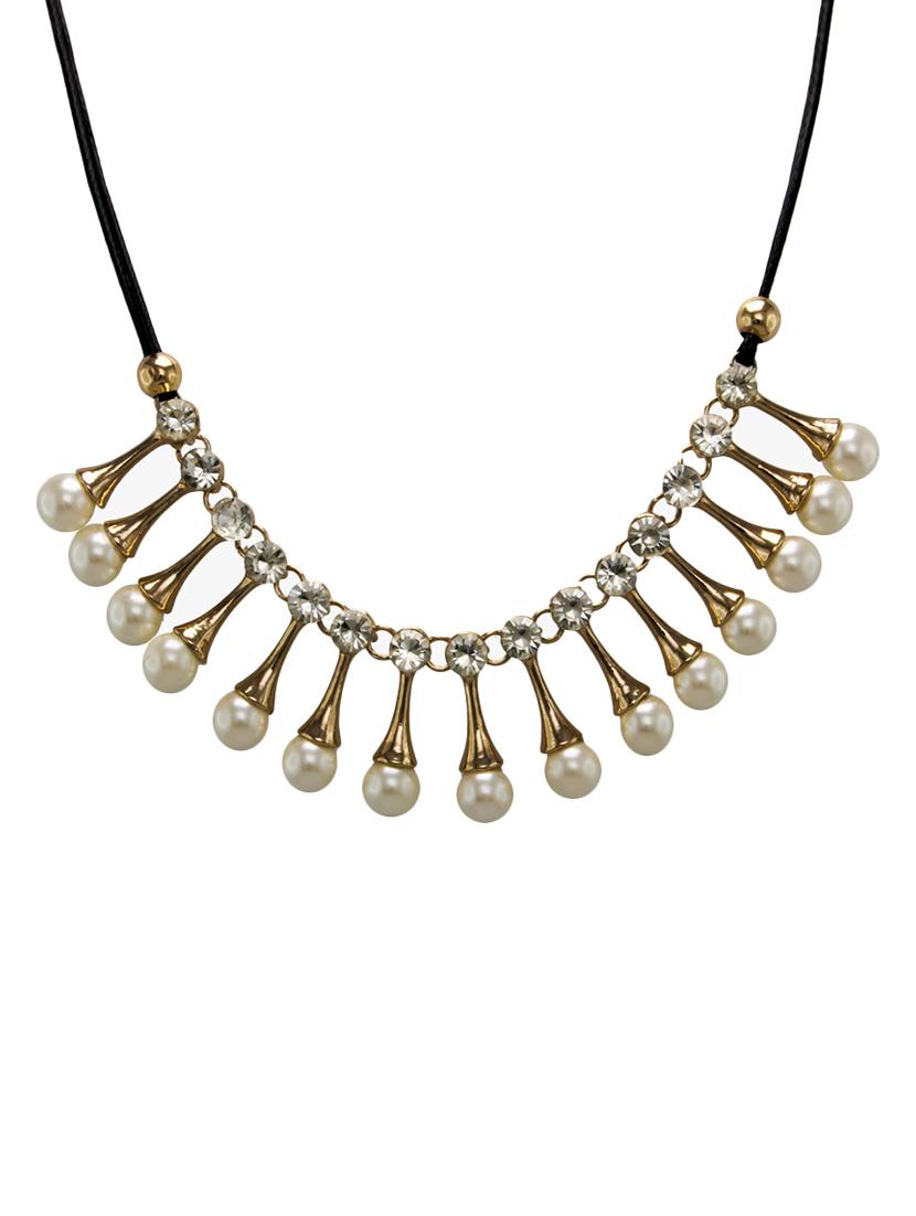 gold metal short necklace - 14651489 - Zoom Image - 1