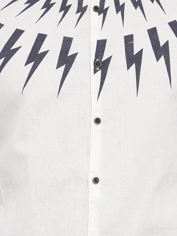 white cotton casual shirt - 14655672 - Zoom Image - 4