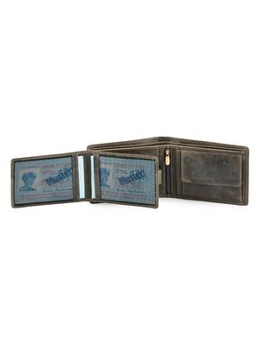 green leather wallet - 14675853 - Standard Image - 4