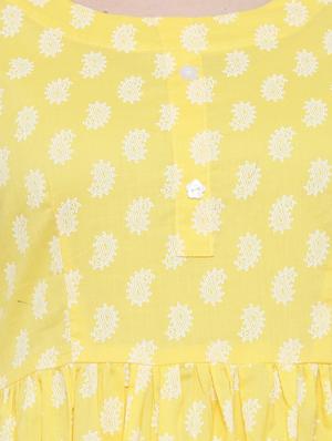 yellow cotton flared kurta - 14712695 - Standard Image - 4