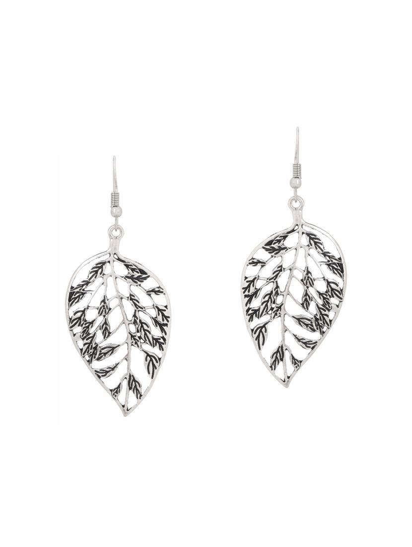 silver metal drop earrings (set of 4) - 14735753 - Zoom Image - 3