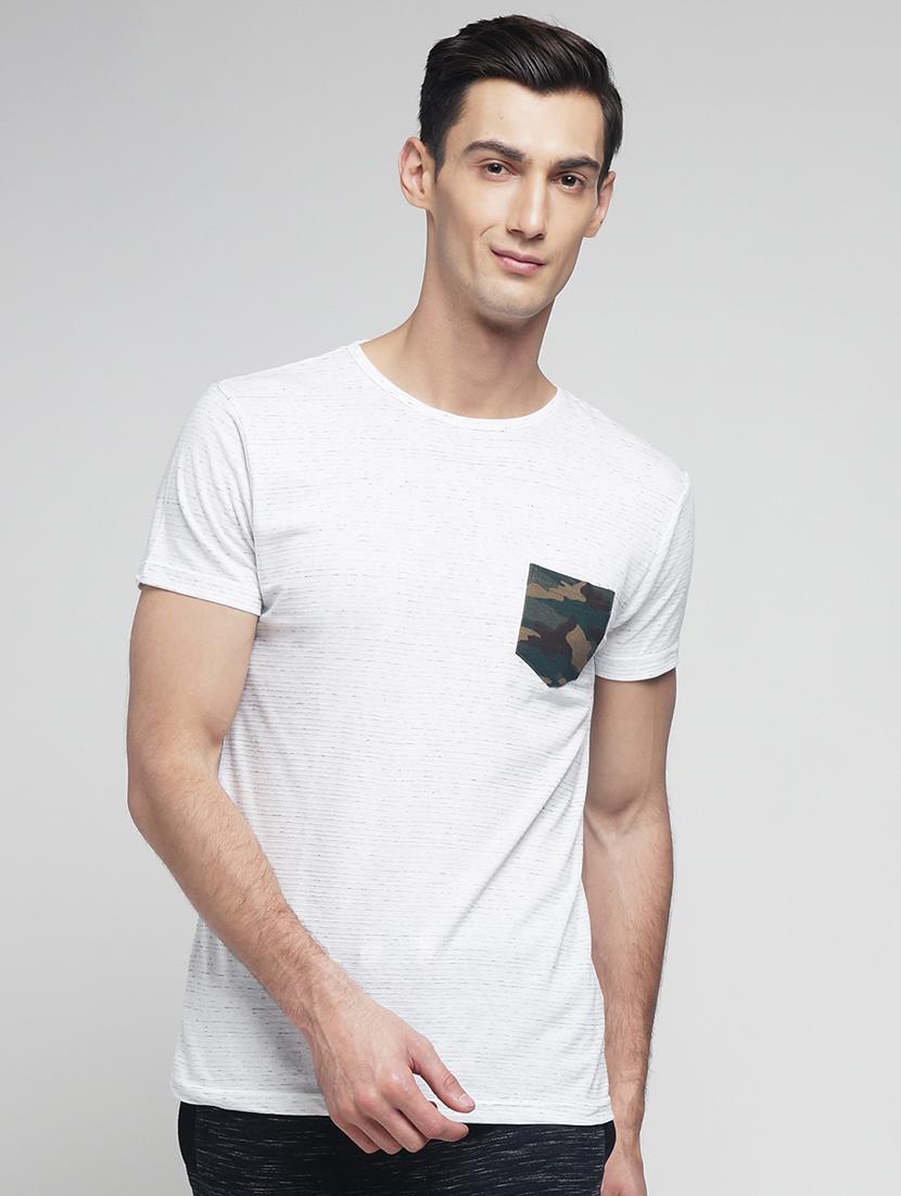 white cotton pocket t-shirt - 14773749 - Zoom Image - 1