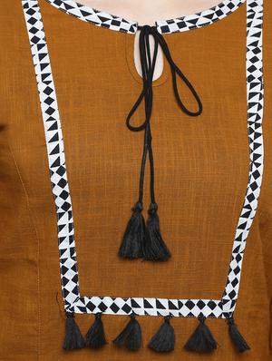 brown cotton straight kurta - 14779720 - Standard Image - 4