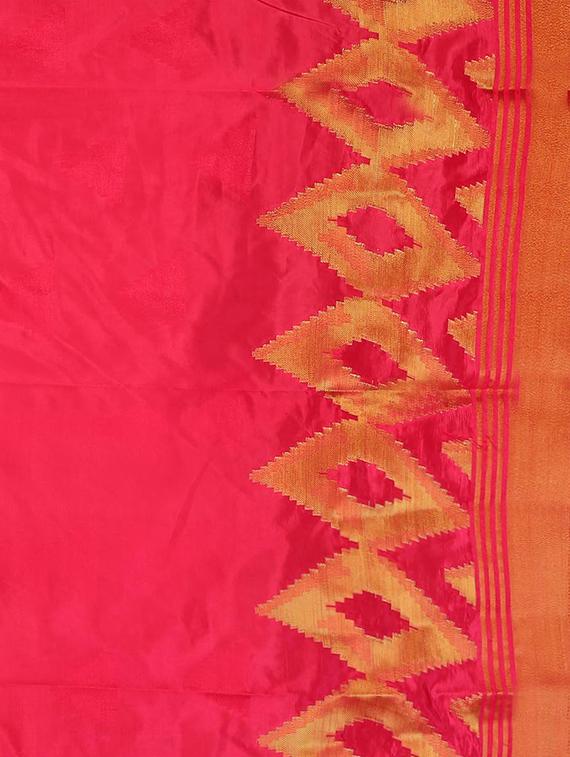 pink woven saree with blouse - 14791442 - Zoom Image - 3