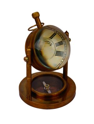 vintage table clock antique brass - 14850468 - Standard Image - 2