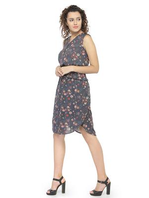 grey printed blouson dress - 14867904 - Standard Image - 2