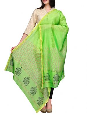 fuchsia designs green chanderi dupatta - 14868496 - Standard Image - 2