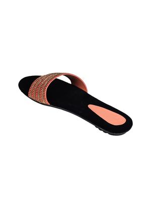 red toe separator sandals - 14872996 - Standard Image - 3