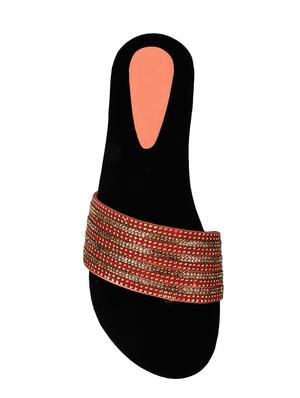red toe separator sandals - 14872996 - Standard Image - 4