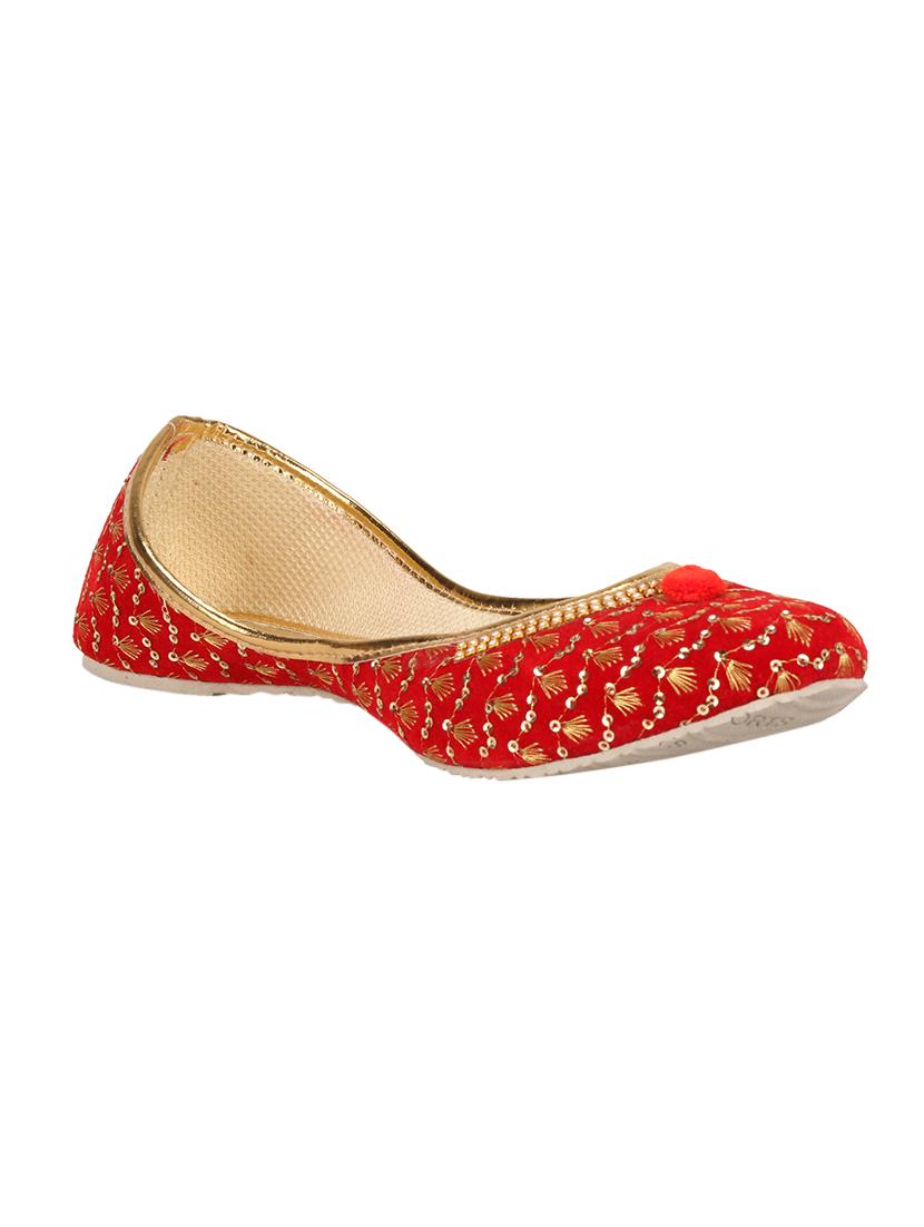 red slip on jutis - 14882783 - Zoom Image - 2