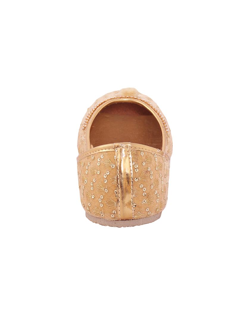 beige slip on jutis - 14882785 - Zoom Image - 4