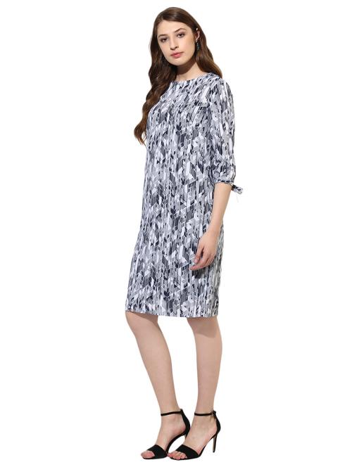 Geometric print shift dress - 14886977 - Standard Image - 1