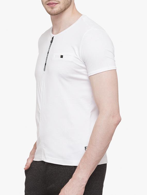 white cotton pocket t-shirt - 14891828 - Zoom Image - 2