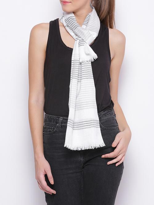 white viscose scarf - 14892113 - Very Small Image - 1