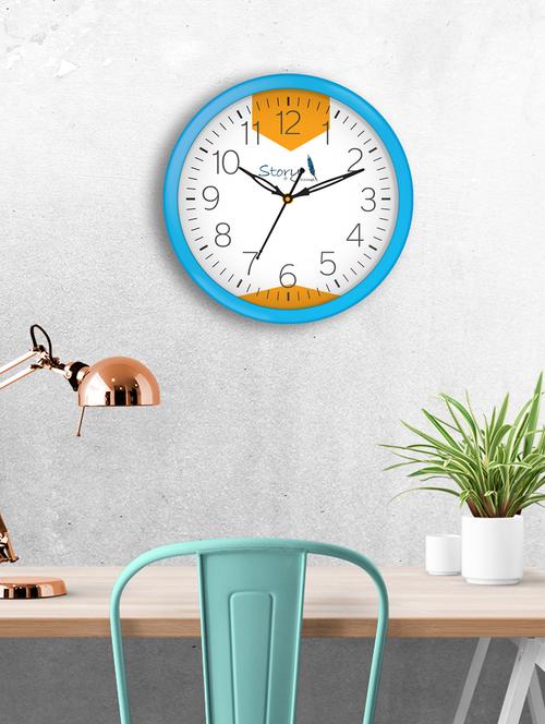 Glass Round Shape Wall Clock - 14901831 - Standard Image - 1