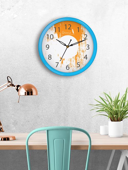 Glass Round Shape Wall Clock - 14901835 - Standard Image - 1